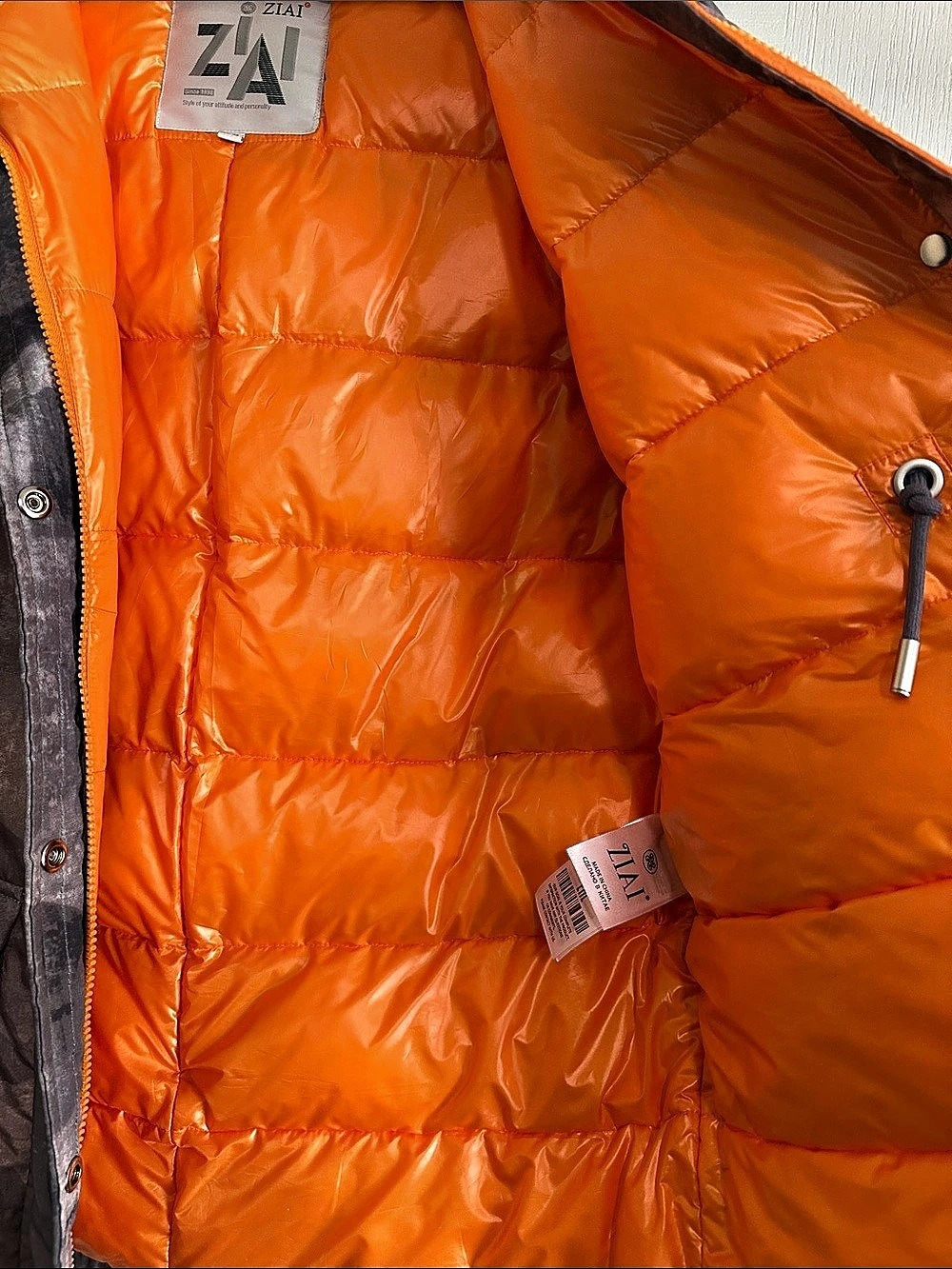 Unisex ZIAI puffer jacket Geometric in Gray & Orange Size Medium NWOT - Picture 6 of 14